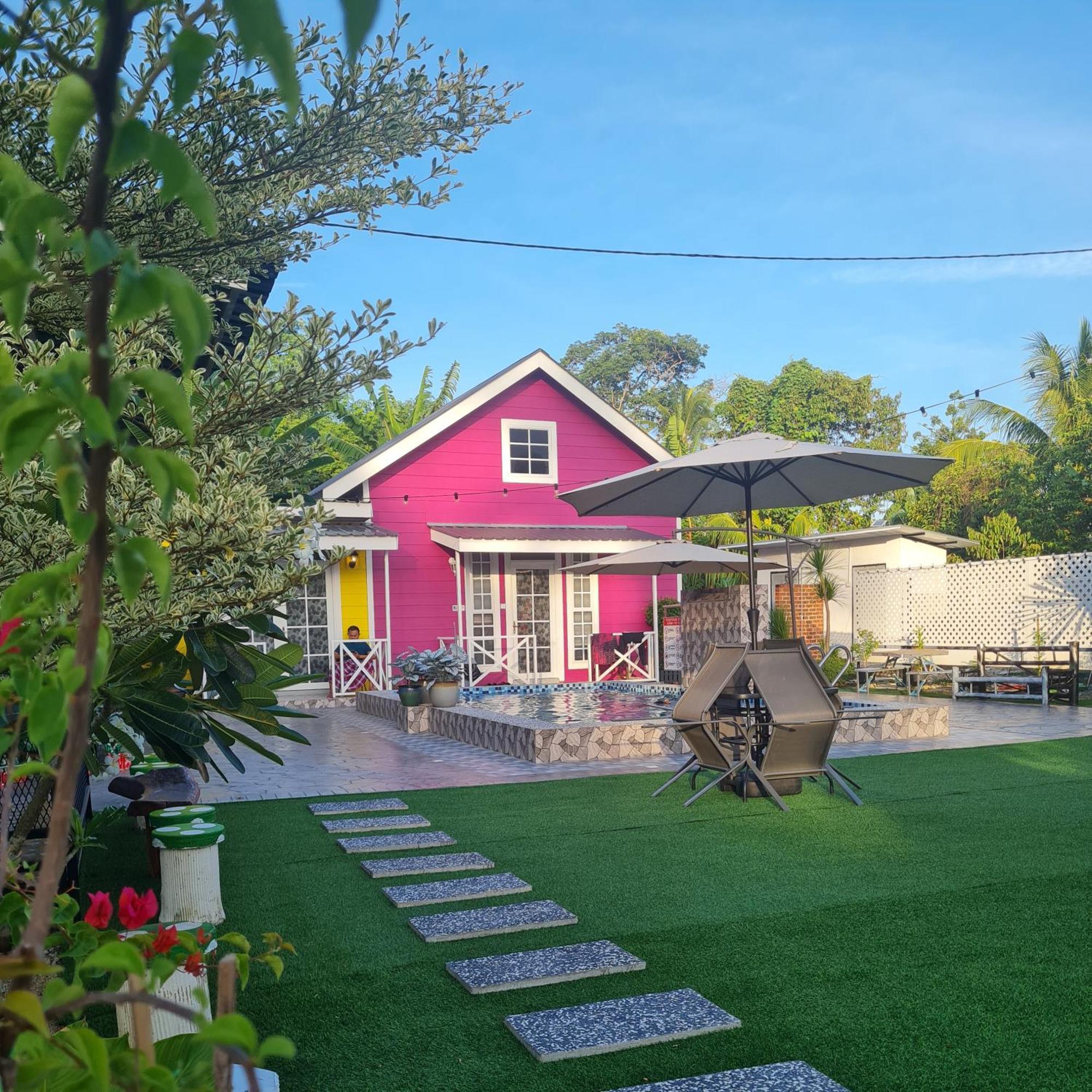 Cheqma Tiny Chalet Kota Bharu Exterior foto